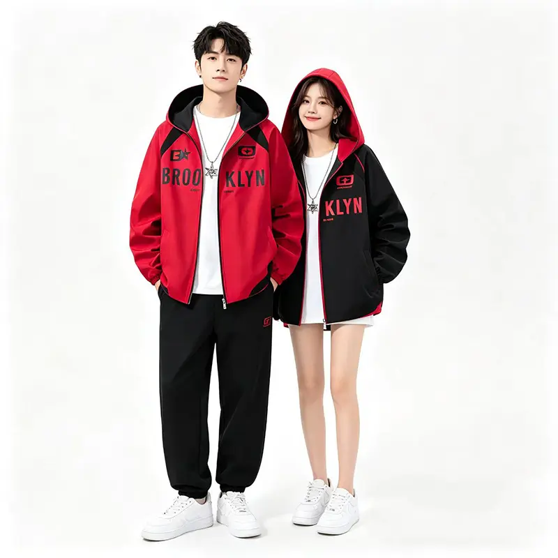 Herren Kapuzenjacke im urbanen Sportstyle mit Brooklyn-Print, Reißverschluss und Kontrastnähten Drune