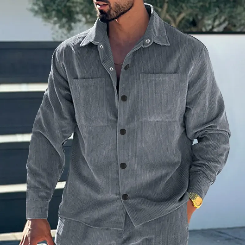 Herren Kord-Überhemd im Oversize-Look mit Brusttaschen und durchgehender Knopfleiste Drune