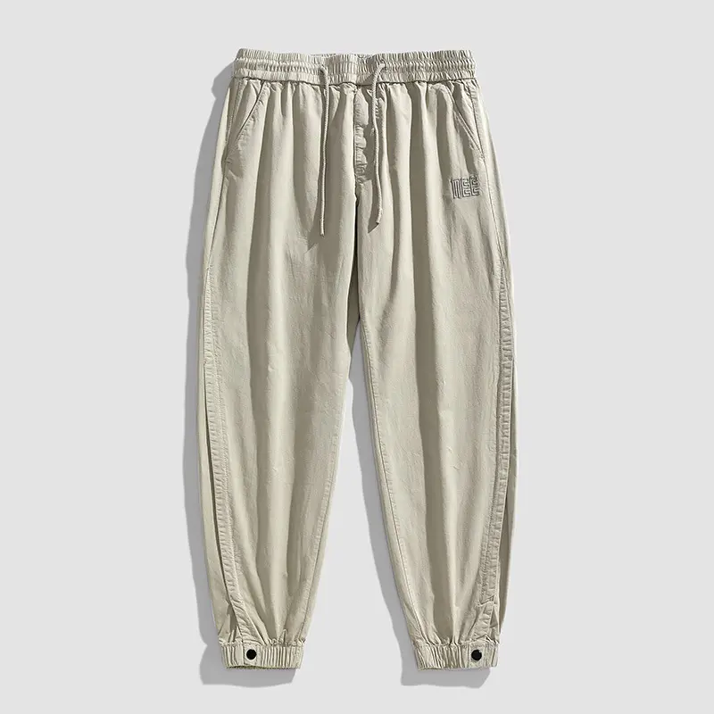 Herren Leichte Baumwoll-Joggerhose mit Tunnelzug, elastischem Knöchelabschluss und dezenter Logostickerei Drune