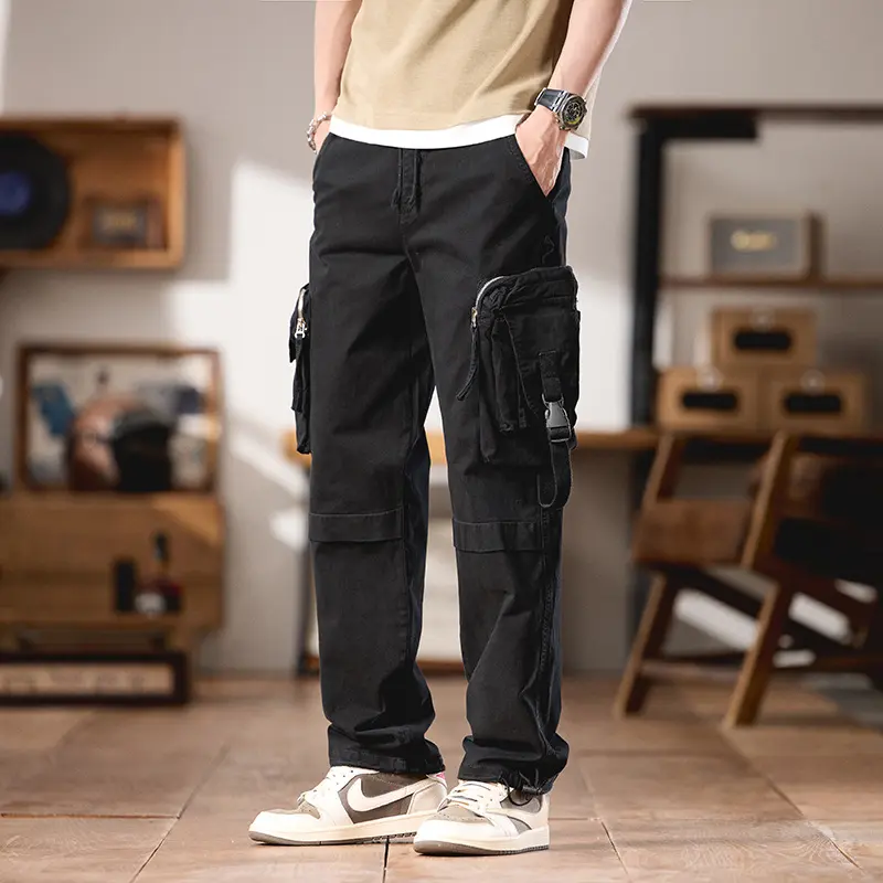 Herren Multifunktionale Cargo‑Hose im Utility‑Style mit großen Klapp‑ und Reißverschlusstaschen, Kordelabschluss und robustem Twill Drune