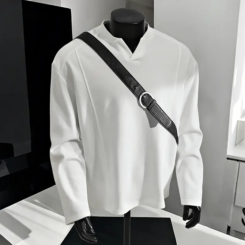Herren Oversize-Langarmshirt mit V-Notch-Kragen, minimalistischer Schnitt und weichem Baumwollmix Drune