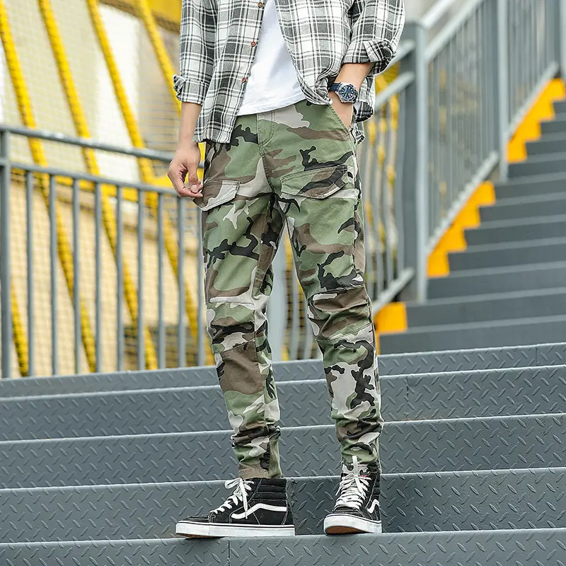 Herren Slim-Fit Utility-Jogger mit Kordelzug Kniepanele und aufgesetzten Klappentaschen Drune