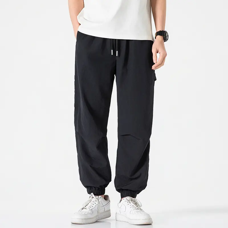 Herren Technische Ripstop-Joggerhose mit Tunnelzug, Knieabnähern und geripptem Knöchelabschluss Drune