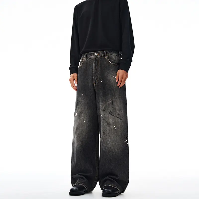 Herren Weit geschnittene Denim-Hose im bodenlangen Baggy-Stil mit dezenter Paint-Splatter-Optik Drune
