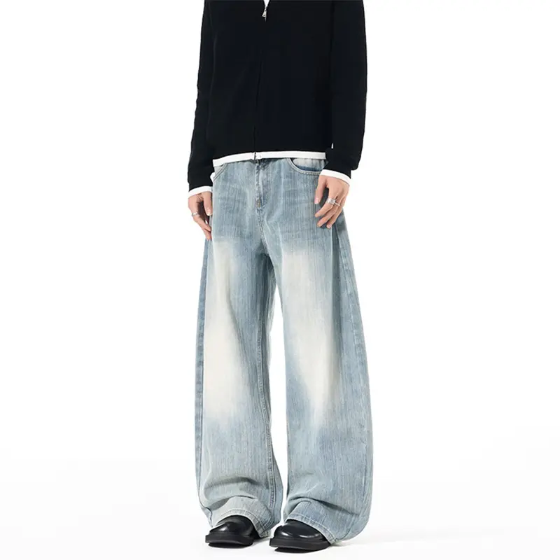 Herren Weite Vintage-inspirierte Denim‑Palazzohose mit verlängerter Saumlage und soften Bleach‑Effekten Drune