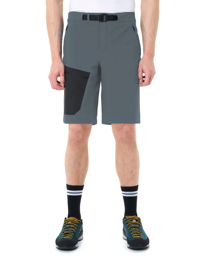 Me Badile Shorts II