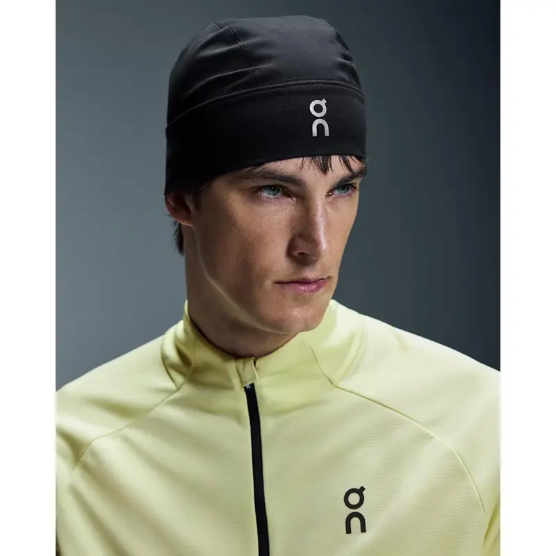 ON Core Beanie Black