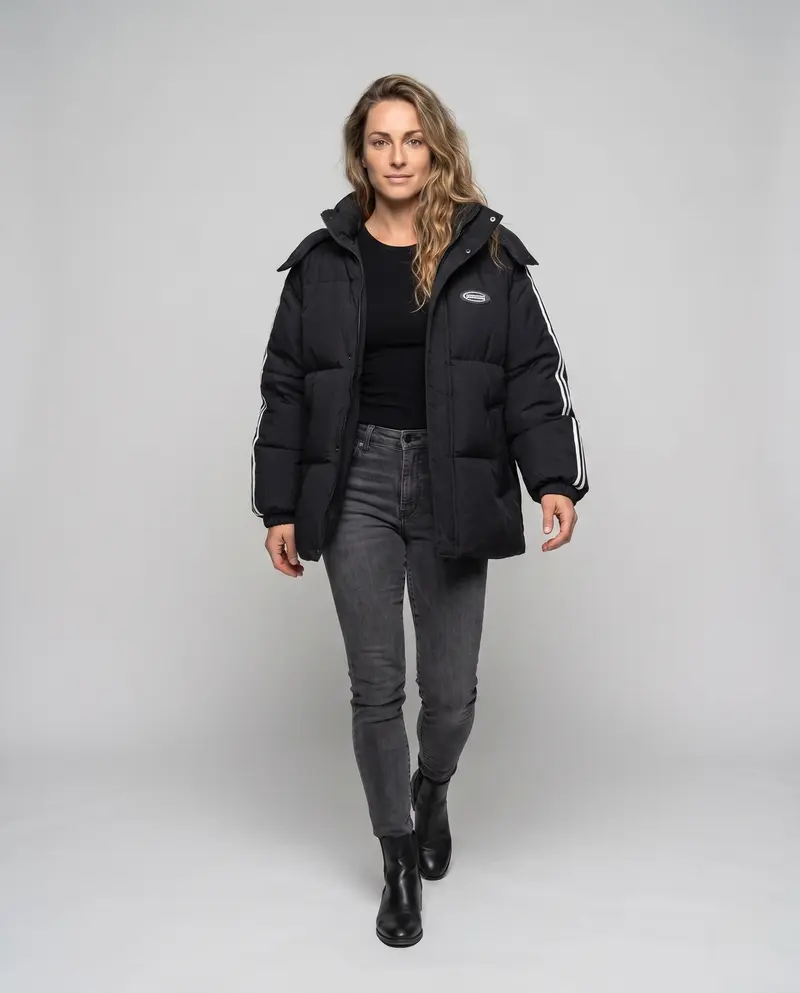 Unisex übergroße gesteppte Jacke mit Kontraststreifen an den Ärmeln, hochschließendem Kragen und Kapuzenblende