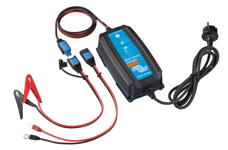 Victron Blue Smart IP65 Batterieladegerät Bluetooth 12/15 +DC Kabel