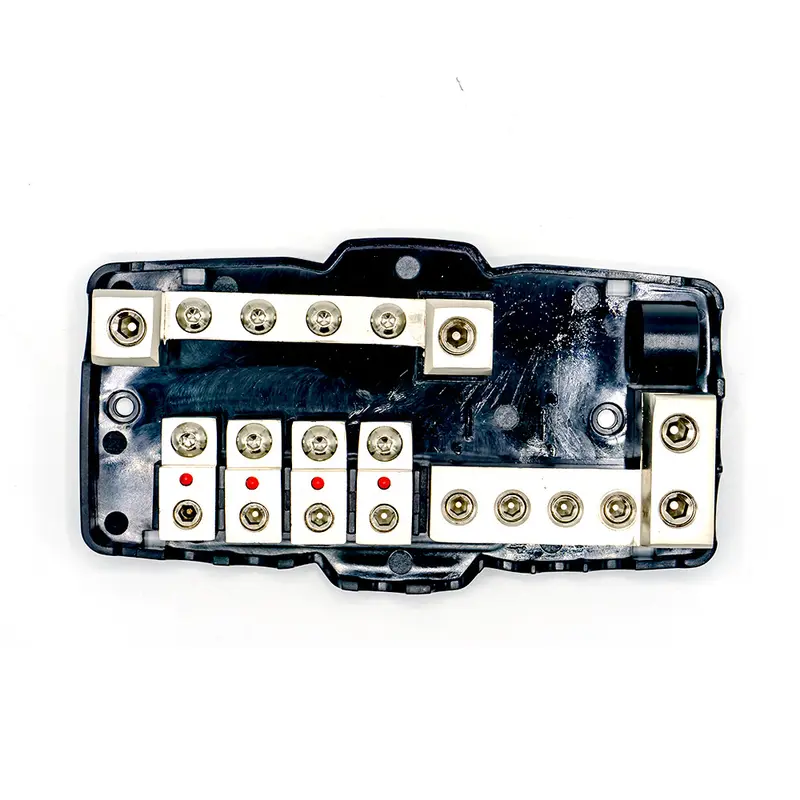 WATTSTUNDE® Plus Distributor 4 mit je 2 x 40A, 60A, 80A AFS Hochlastsicherungen